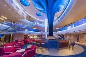 Horizon Atrium & Bar