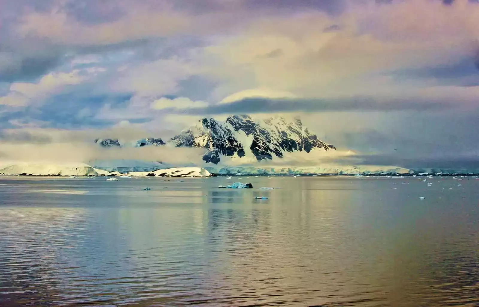 Peninsula Antartida