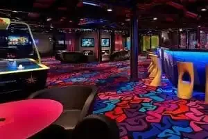 Entourage Teen Lounge