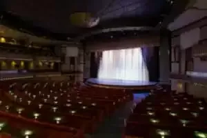 Espetáculos e animação no teatro Celebrity