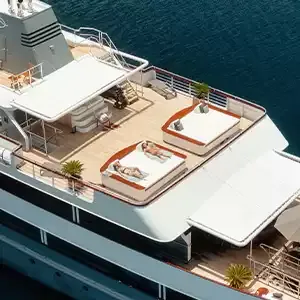 A quem se destina a empresa Aqua Expeditions