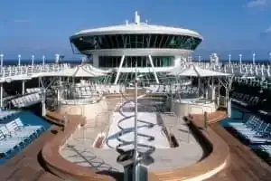 Convés da piscina