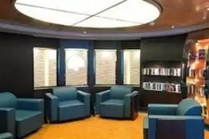 Bibliothek/Internet Area