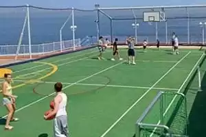 Terrain de Basketball/Volleyball