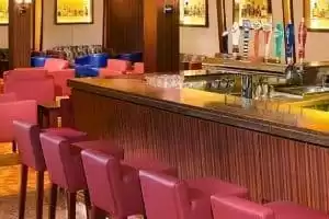 Chopes de Bières et Bar à Whisky