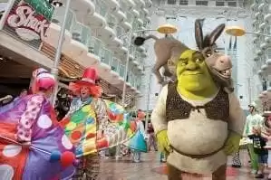  Expérience DreamWorks® gratuite : des moments inoubliables avec les personnages de Shrek®, Madagascar®, Kung Fu Panda® , entre autres