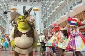  Expérience DreamWorks® gratuite : des moments inoubliables avec les personnages de Shrek®, Madagascar®, Kung Fu Panda® , entre autres