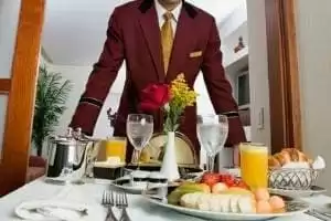 Service en chambre 24/24