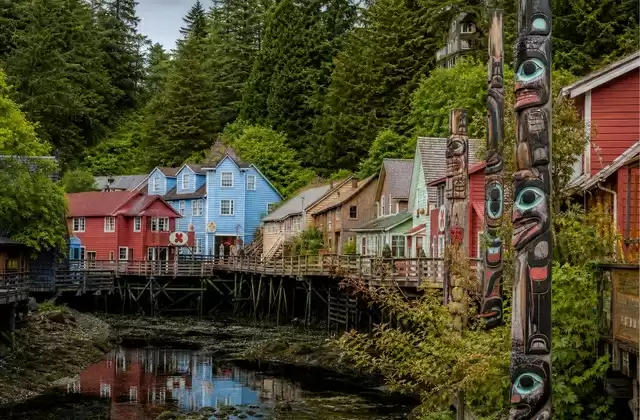 Em Ketchikan