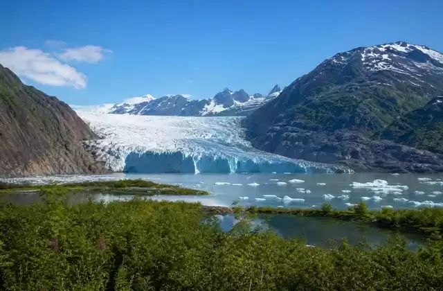 Em Juneau