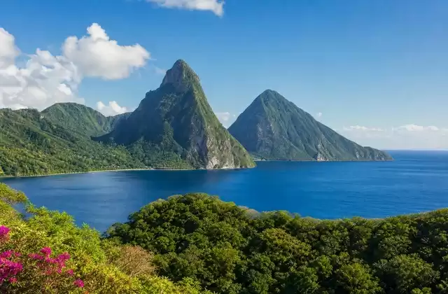 Os Pitons em Santa Lúcia