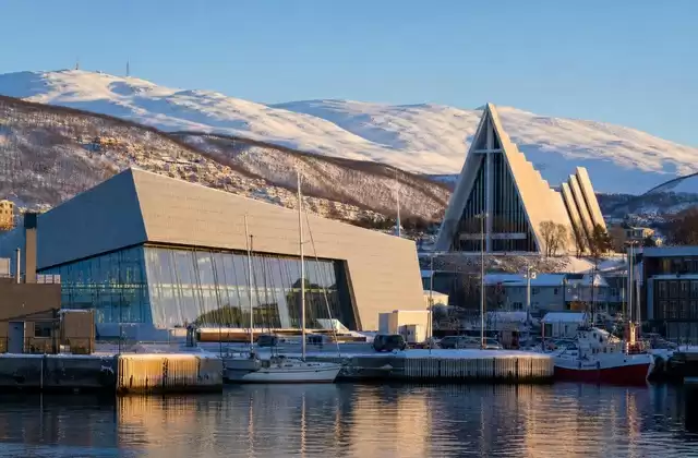 Em Tromsø