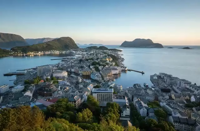 Em Ålesund