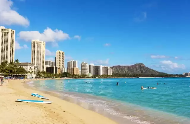 Em Oahu