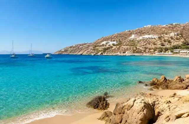 Em Mykonos