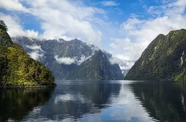 Em Doubtful Sound