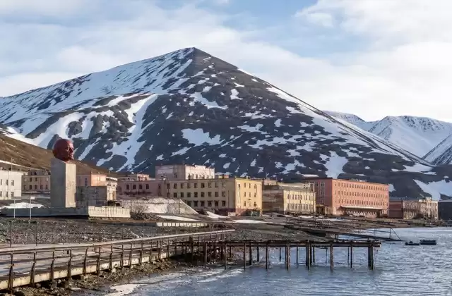 Pyramiden ou Barentsburg