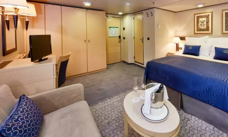 Cabina Britannia Deluxe interior